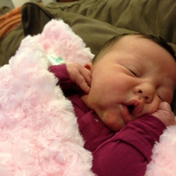 Baby Bonding Blanket - Picture 8 of 17